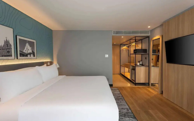 Park Inn & Suites By Radisson Thrissur East Fort