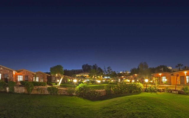 Xperience Hill-Top Beach Resort