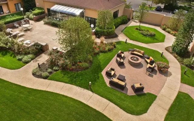 Courtyard Mt. Laurel Cherry Hill