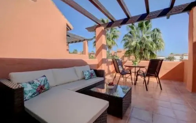 Sotoserena Tropical Flat- sleeps4