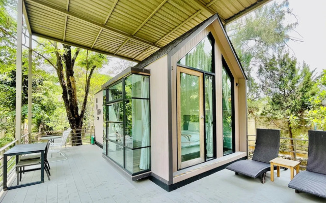 Tree Scape Mountain View Resort