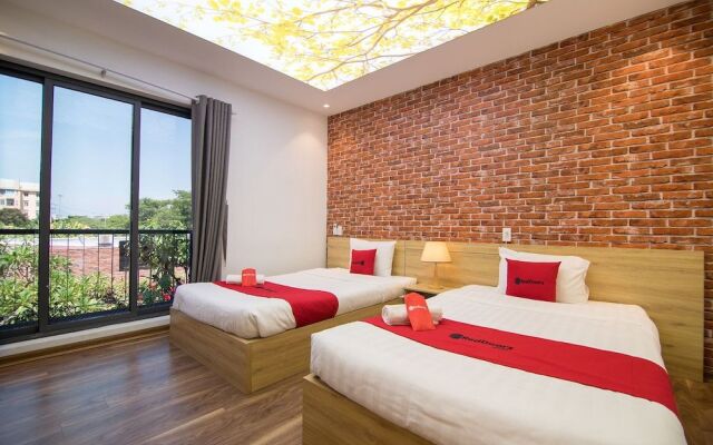 Tropical Forest Hostel & Apartments