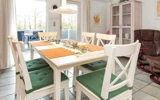 5 Person Holiday Home in Thyholm