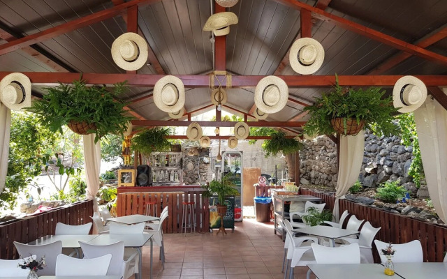 Hotel Rural La Raya 1866