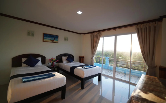 Sea Mountain Khanom Hotel