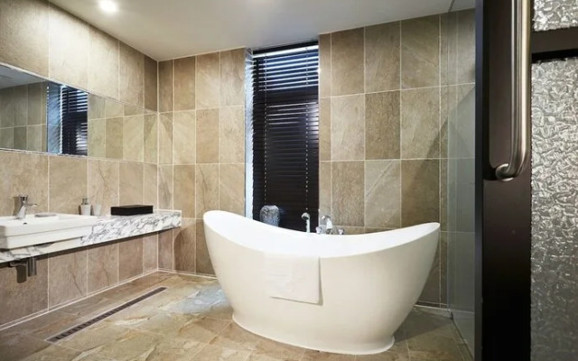 Dongdaemun Boutique Nine