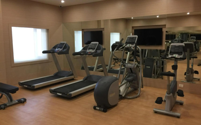 Red Fox by Lemon Tree Hotels, Sector 60, Gurugram