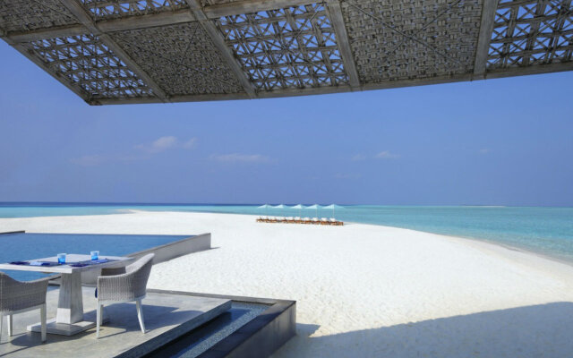 Four Seasons Resort  Maldives at Landaa Giraavaru