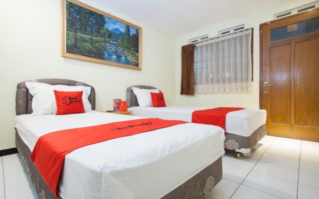 RedDoorz @ Pandanrejo Batu