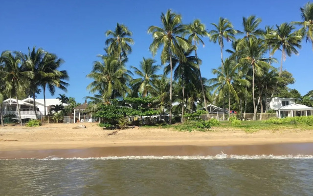 Beach House Cairns