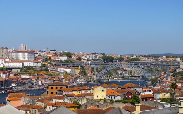 Blue River Apartments