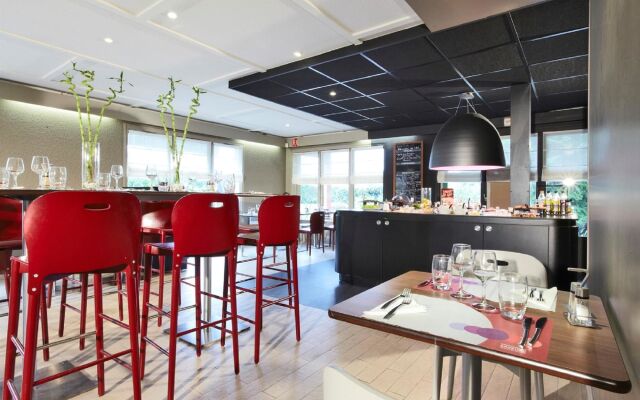 Campanile Versailles - Buc