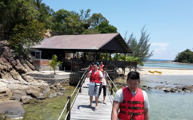 Sunborneo Island Resort