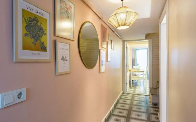 Missafir House With Refreshing Garden in Besiktas