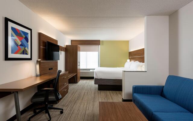 Holiday Inn Express Charlotte Belmont Airport, an IHG Hotel