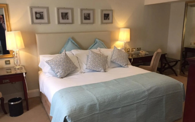 Bunratty Castle Hotel, BW Signature Collection