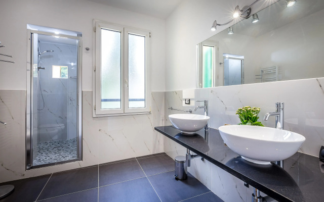 HomEdo Bed & Breakfast