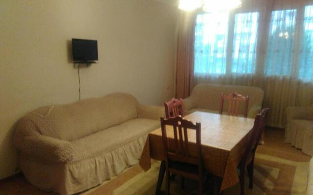 Georgian Apartaments 3