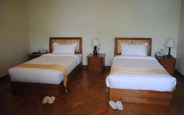 Myitkyina Plam Spring Resort Hotel