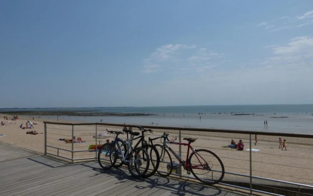 Pretty Terraced House Near the Beach, Damgan