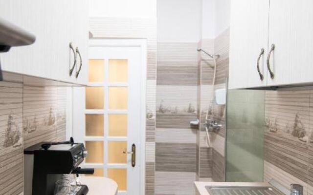 Enjoy beauty of Bucharest from lovely Apartment