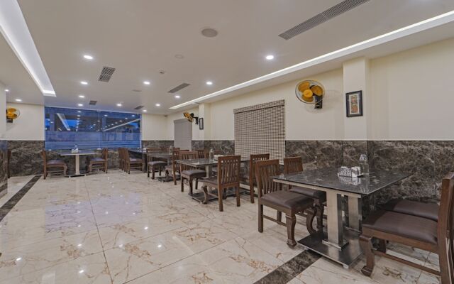 Treebo Aaravi Residency, 800 Mtrs From Promenade Beach