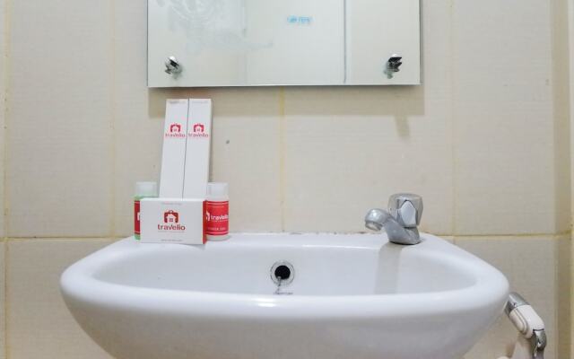 Cozy Studio Apartment at Pavilion Permata