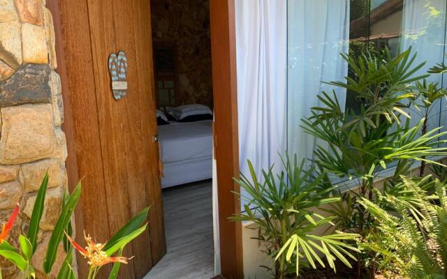 Almas Gêmeas suíte com cozinha praia da Ribeira