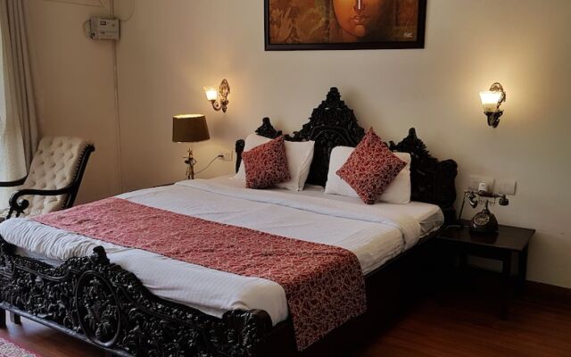 Mornis Camp and Resort