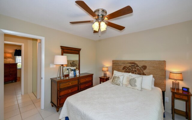 Jamaica Royale - 012 - 2 Br Condo