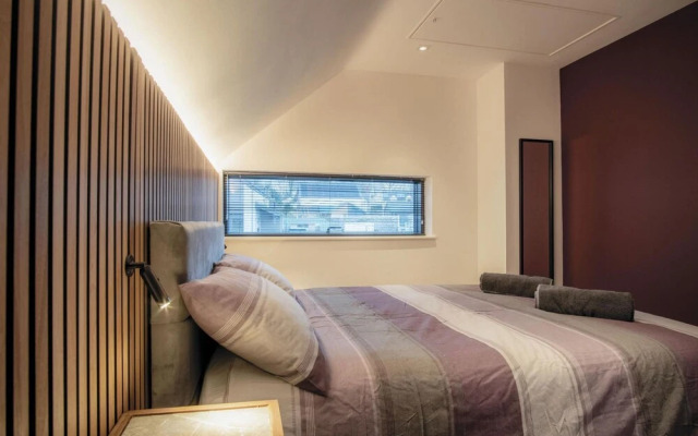 Ty Cyfoes - Luxurious 4 Bedroom - St. Florence