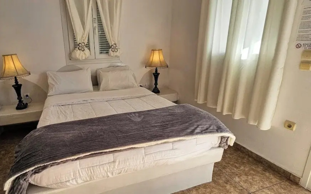 Santorini Hotel Pleasure Black Beach Perissa