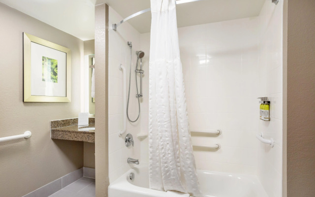 Staybridge Suites Chesapeake by IHG