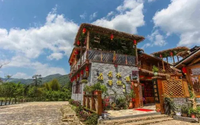 Waiting For You at Yunshuiyao Inn