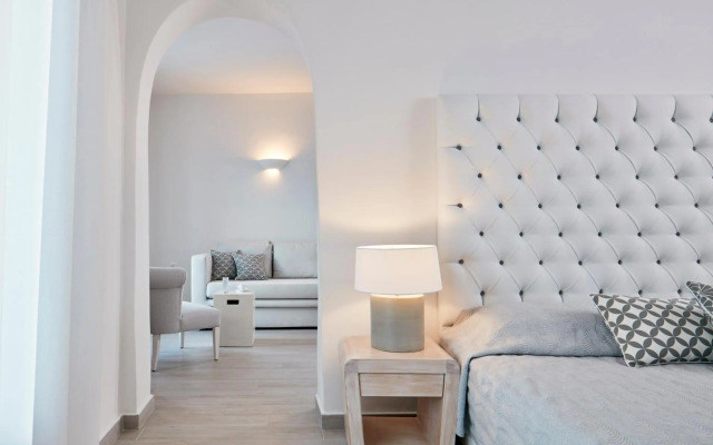 Santorini Palace