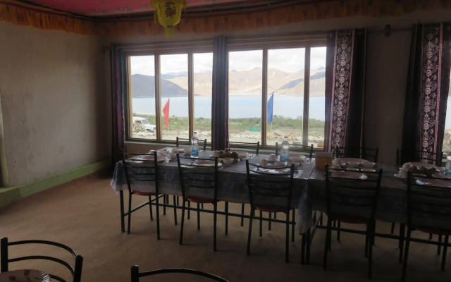 Camp BlueWaters - Pangong