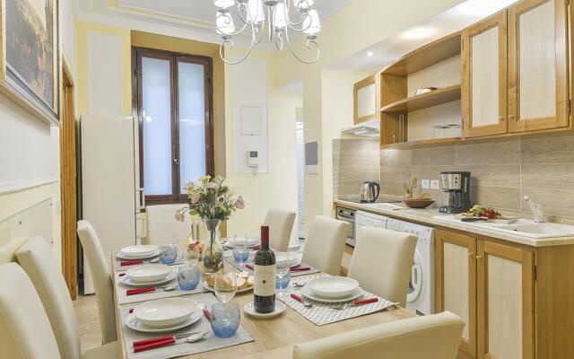 Minerbetti Suite Halldis Apartments