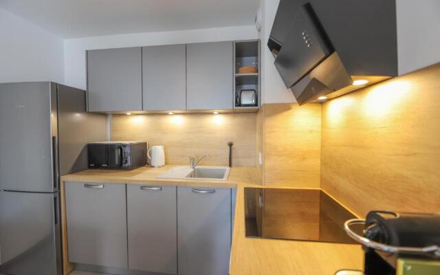 Le Romain -1-bedroom with private garage