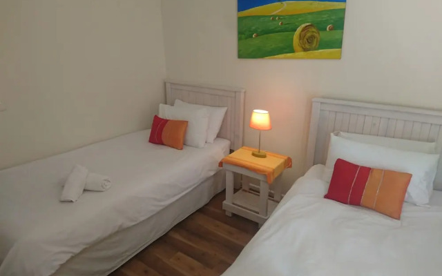 Nottingham Square by CTHA