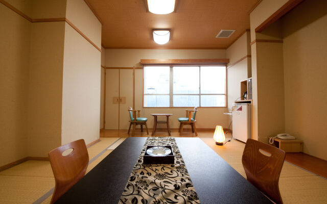 Tenku Yubo Seikaiso