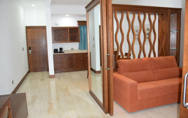 Sunset boutique hotel  All-Suites