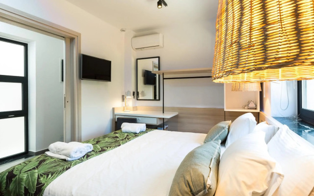 T Hotel Premium Suites