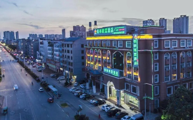 GreenTree Alliance Yichun Fengcheng Jianyi Avenue Hotel