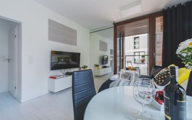 P&O Apartments Kolejowa 3