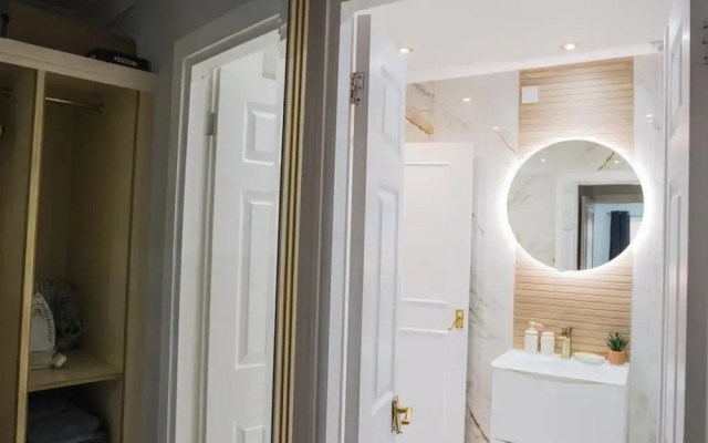 Sienna Haven 2 Bed 1 Bath and Park