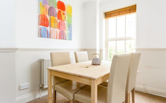 Amazing Detached House in Trendy Peckham Sleeps 6