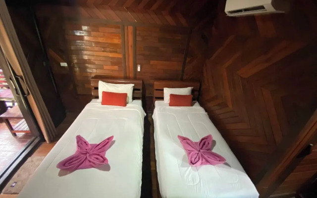 Phi Phi Sand Sea View Resort