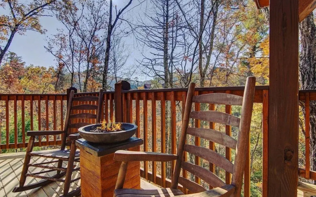Mountain Romance 1 Bedroom 1 Bathroom Home