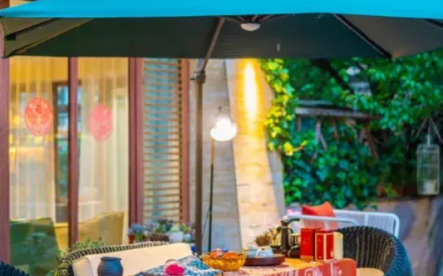 Lijiang Zuihuatang Inn (Shuhe Ancient Town)