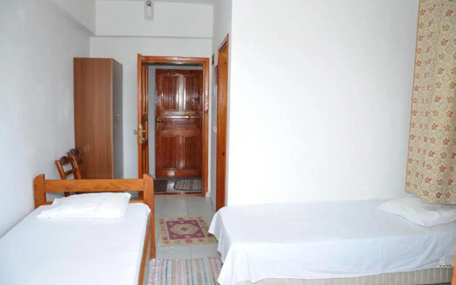 Keramos Hostel